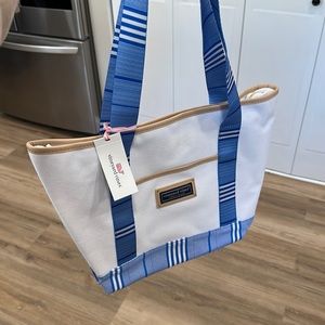 VINEYARD VINES TOTE, brand new with tags